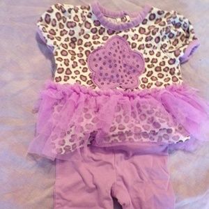 Baby girl 2 pc outfit